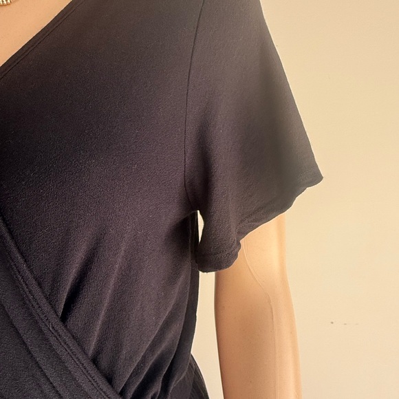 Chic Black V-Neck Jumpsuit - Picture 4 of 9